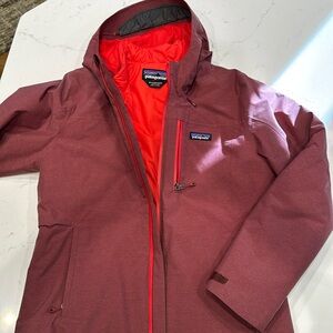 Women’s Patagonia Windswept ,three in one jacket. Size medium.